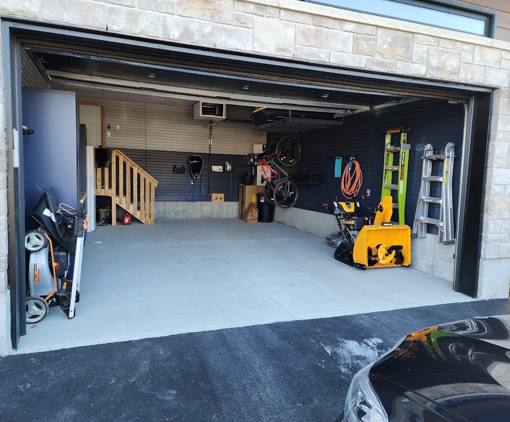 Garage Living