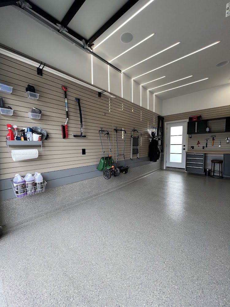 THE GARAGE PEOPLE